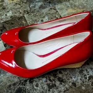 Ladies Red Wedge Shoes Size 8M